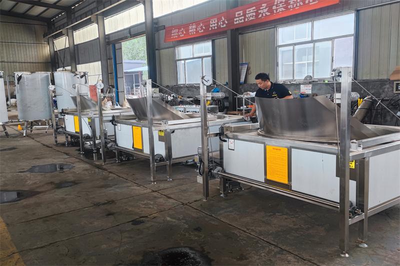 全自动炸鸡薯条油炸设备